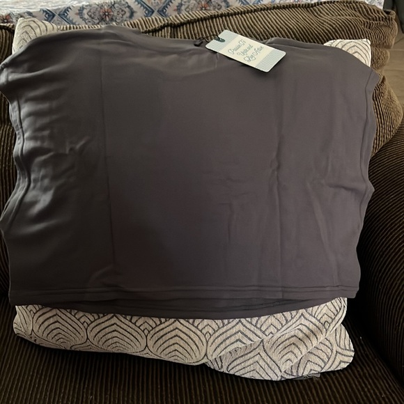 P’Tula / Size: Small / Color: Iron Grey - Picture 4 of 5